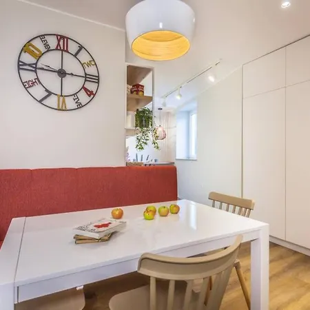 Evita In The Old Center Of Sunny *