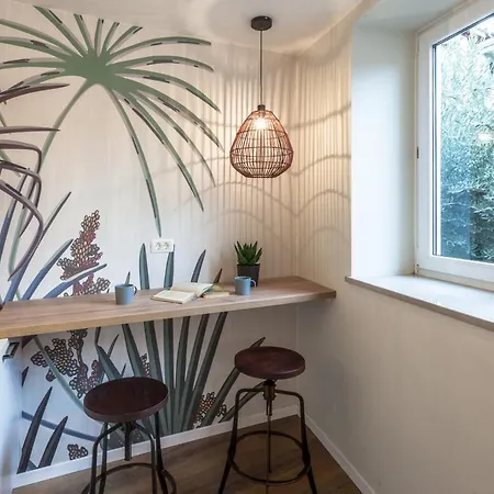 Evita In The Old Center Of Sunny Appartamento Capodistria