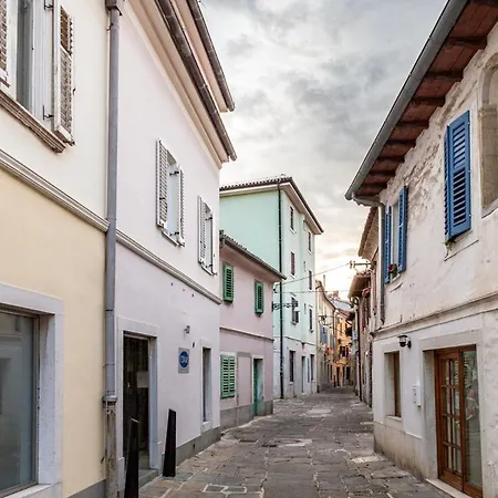 Apartment Evita In The Old Center Of Sunny