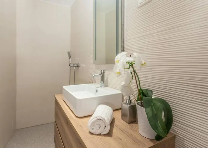 Evita In The Old Center Of Sunny Appartement